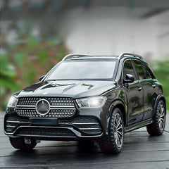 1:24 Scale Metal Alloy Car Model with Pull-Back Operation, Perfect Collectible Gift, Black Color