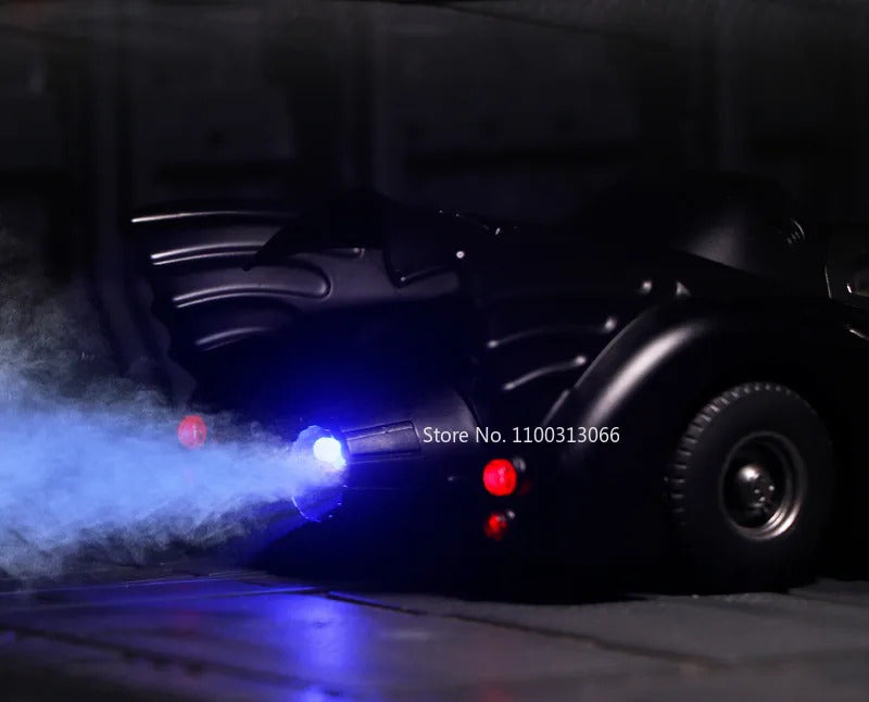 1/24 1989 Batmobile Alloy Car Model Simulation Metal Diecast Toys Vehicle Model with Light Sound Super Sport Car for Boys Gifts