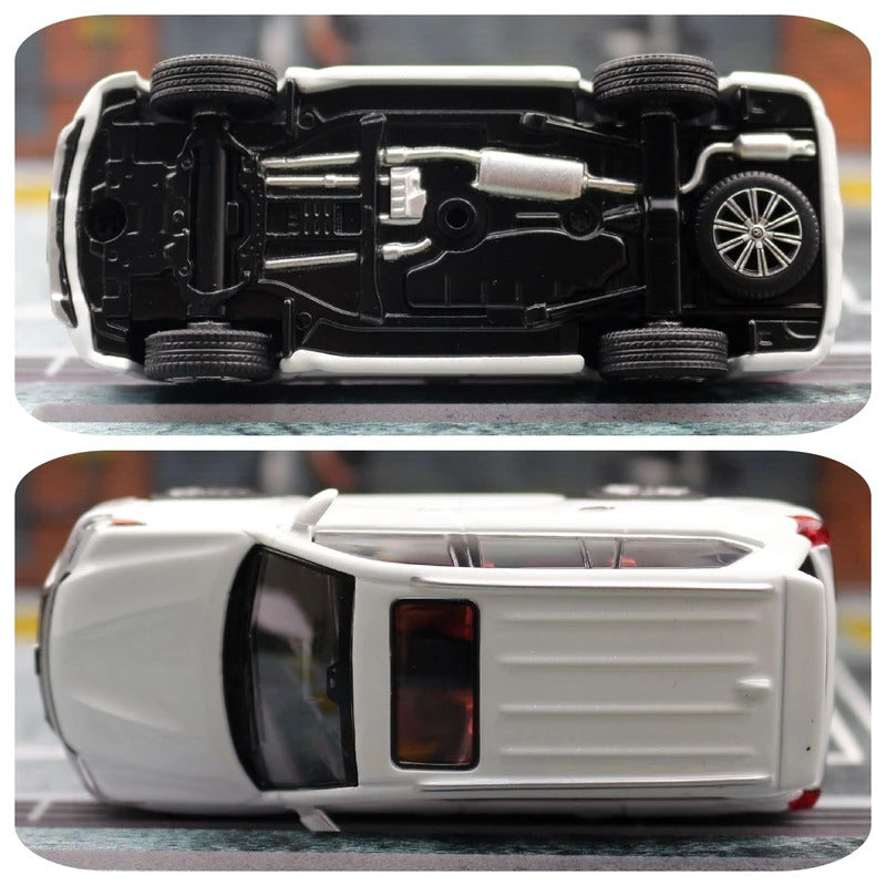 1:64 Lexus LX570 Miniature Model JKM 1/64 Premium SUV Toy Car Vehicle Free Wheels Diecast Zinc Alloy Metal Collection Gift