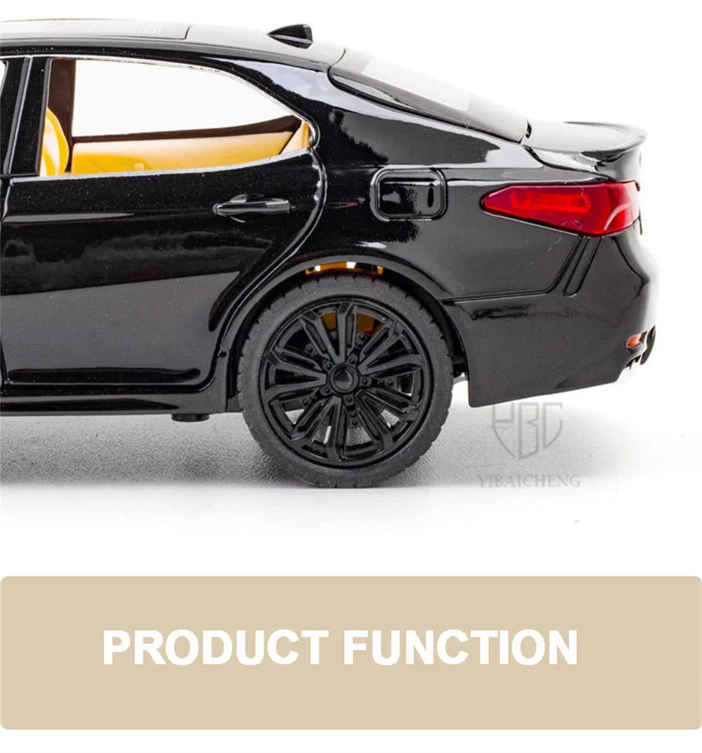 1:24 Toyota Camry Alloy Car Model Toys Metal Diecast High Simulation Strong Vehicle Model Sound Light Toy For Boys Birthday Gift