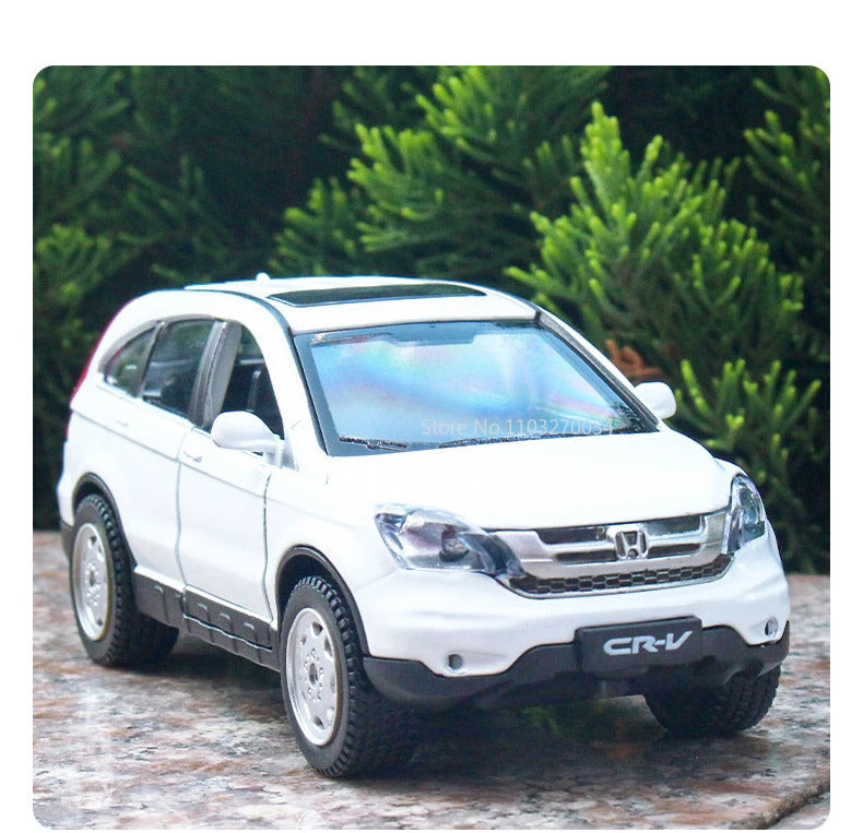 1/32 Honda CRV Toys Car Model Alloy Diecasts Metal Simulation Collection Vehicles With Sound Light Pull Back Boys Toy Kids Gifts