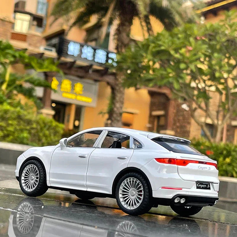 1:24 Porsche Cayenne S Turbo SUV Alloy Car Model Diecasts Metal Toy Car Model Simulation Sound Light Collection Kids Gift F384