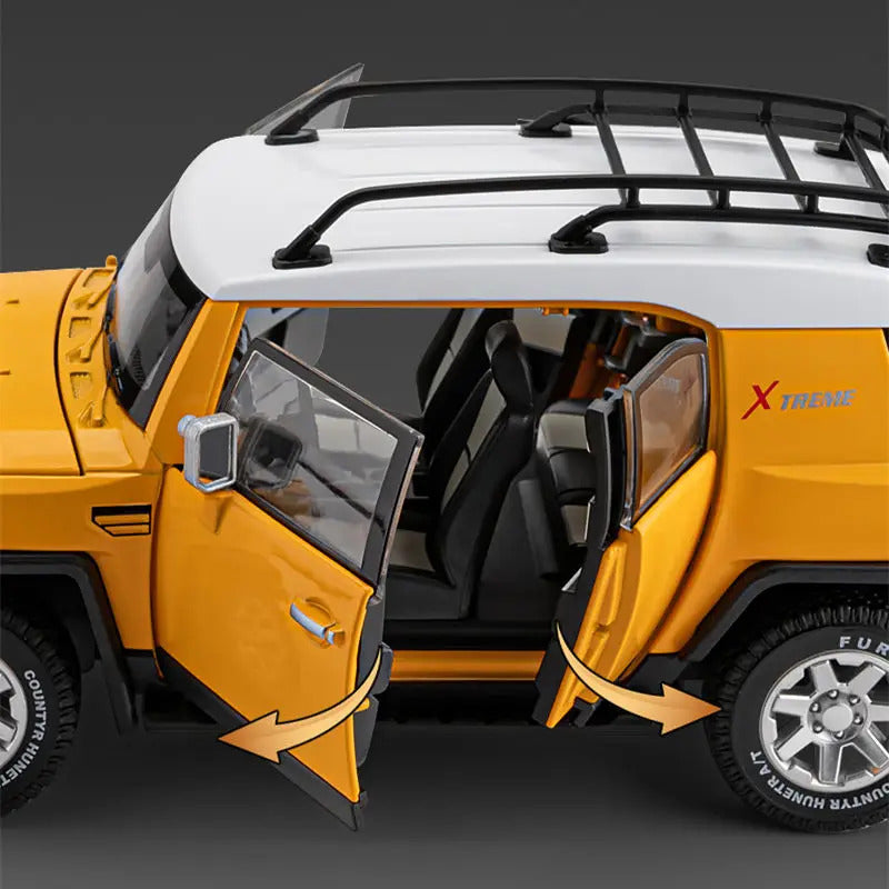 1:24 TOYOTA FJ Cruiser Alloy Car Model Diecast & Toy Metal Off-road Vehicles Car Model Simulation Sound and Light Childrens Gift